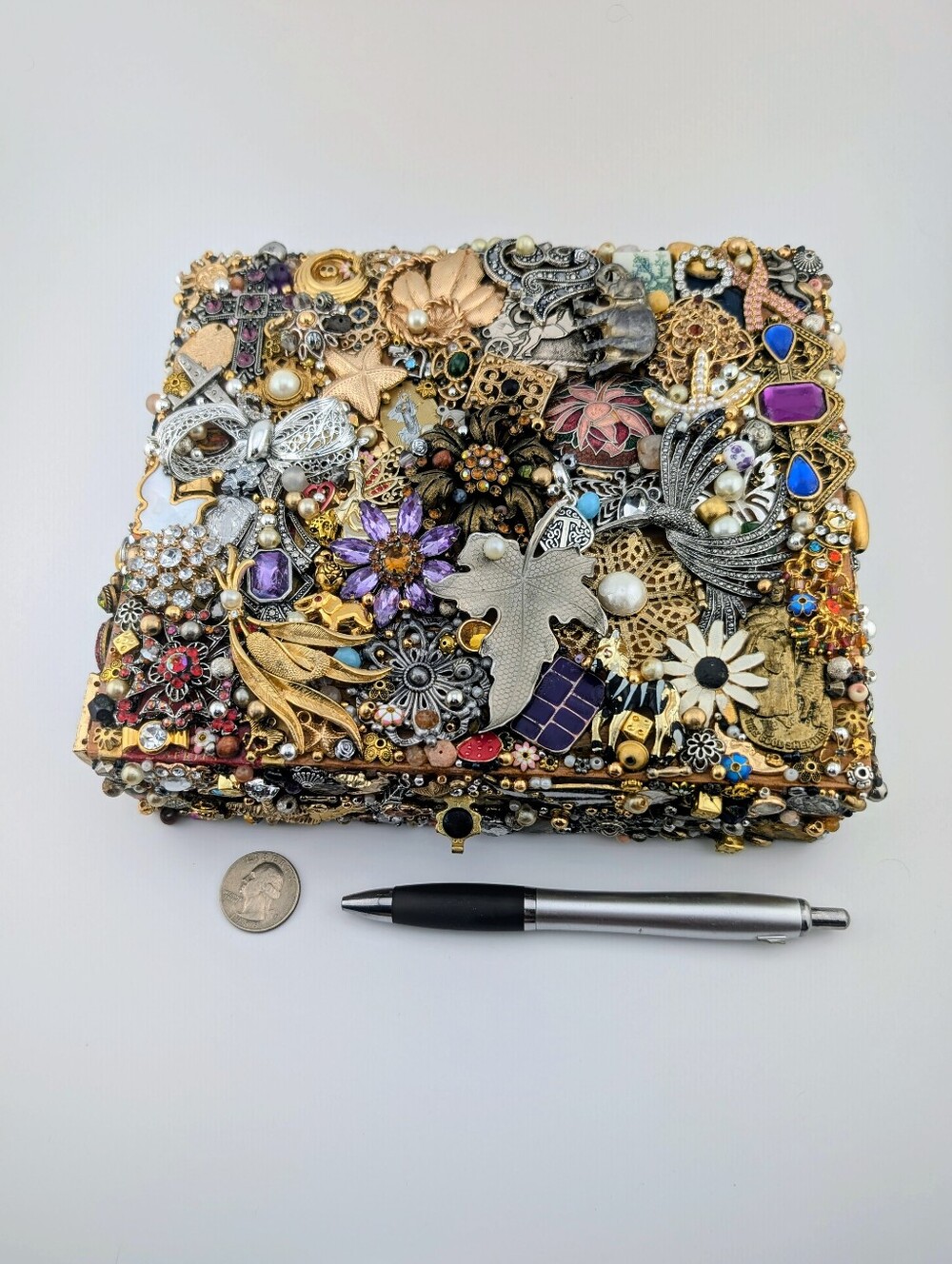 Vintage Jewelry Cigar Box - Handmade Jewelry Mosaic Collage Upcycle - Picture 9 of 9
